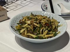 -客家大院·非遗赣南客家菜(郁孤台店)