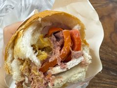 -Bánh Mì Huynh Hoa