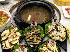 -原林野山菌火锅·炒菌(关上野生菌一条街店)