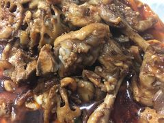 糯香鸭掌加猪蹄-勇记干锅居(德阳店)