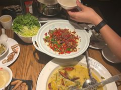 -爱碗亭·鲜炒湖南菜(壹城中心店)