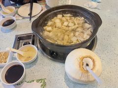 -烹然四季椰子鸡火锅(团结湖总店)