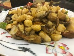 蘑菇鸡丁-老舅老蒙肉饼非遗店(一店)