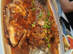 -八府香鸭·啫啫煲(华山路店)