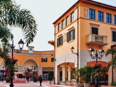 -佛罗伦萨小镇广佛名品奥特莱斯(疏港路店)