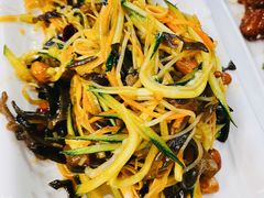 千丝万缕-六和聚传统烤鸭.天津菜(和平店)