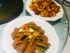 -鑫巴蜀小镇 · 水煮鱼专研店(玉桥店)