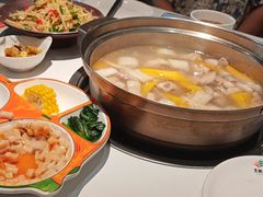 -烹然四季椰子鸡火锅(姚家园万象汇店)