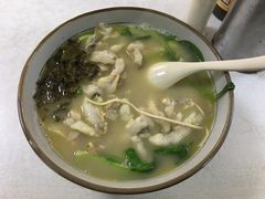 -明呈黄鱼面馆(斜土路店)