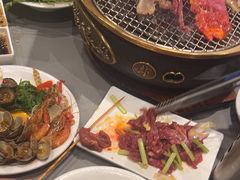 -山焱·炭火自助烤肉(周浦万达店)