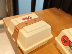 -必胜客(大宁路店)