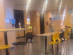 -麦当劳(石坝服务区店)