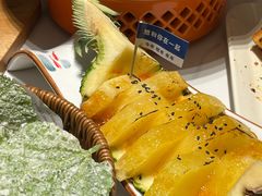 -嗨辣小聚·盘锦河蟹·海鲜烧烤龙虾(盘锦十年好店)