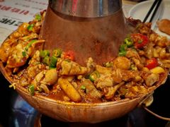 -老佛爷铜炉蛙锅(东门老街店)