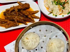 蟹黄汤包-知味观(湖滨总店)