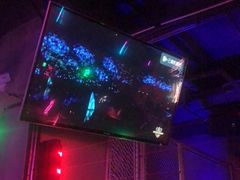 -UP嘻哈酒吧(粉巢店)