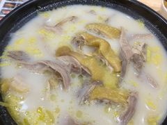 -正東记港味烧腊餐室(天鹅湖银泰城店)