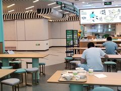 大堂-老乡鸡(西岸凤巢店)
