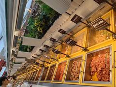 -豪食国际美食自助(裕华路店)