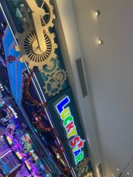 -LuckyStar幸运星家庭娱乐中心(东莞国贸店)