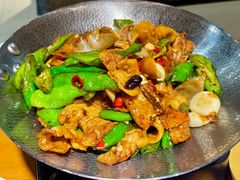 -清风园肘子馆(万家大激店)
