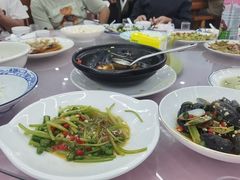 -溪畔如家土菜馆