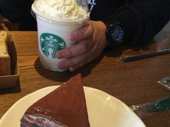 -星巴克(宁波东门银泰店)