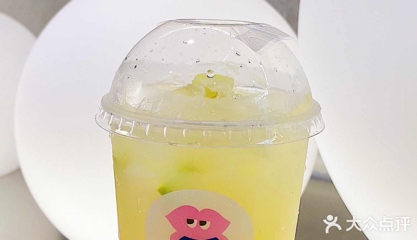 广州探店｜好喝不胖的鲜果茶饮品店「PINTEA」