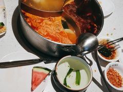 -潮牛壹号鲜牛肉火锅(光谷天地店)