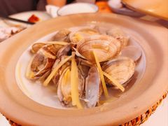 -鸣记脆皮烤鱼·海鲜烤鱼(三八广场店)