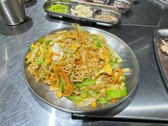 -马路牙子烧烤音乐酒馆(望京店)