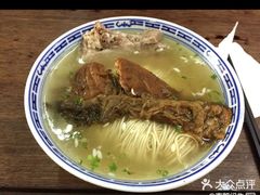 -同得兴 Since·1995 传统苏式面馆(嘉馀坊店)