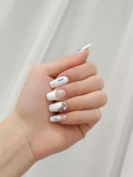 -荟美·美甲美睫·产后修复·美容美体