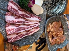 -万兴佳烤肉·长白山老味道(宏泰广场店)