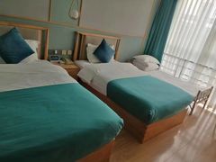 -宸玥酒店(成都西南财大地铁站店)