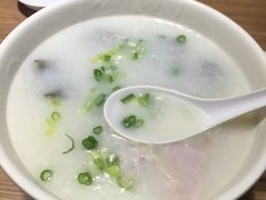 皮蛋瘦肉粥-百福麵家(新馬路店)