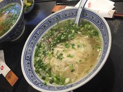 -陇兴楼兰州拉面(西安咸阳国际机场店)