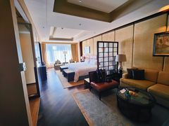 -深圳星河丽思卡尔顿酒店
