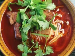 -八一路好吃街(雨田商务大厦店)