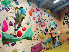 -问山MountQuest攀岩馆