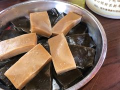 红枣糕拼鸡屎藤-园林美食城·本土农家菜(杨和镇店)