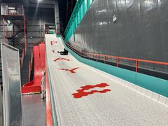 -极限PLAY运动娱乐新世界·团建派对潮玩休闲馆·室内蹦极高空游乐园