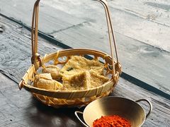 -包整·丝娃娃(甲秀楼景观店)