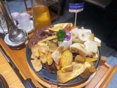 -一朵菌·野生菌探索家火锅(南亚店)
