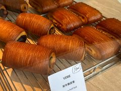 -VERIE BAKEHOUSE