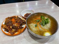 -三姐妹冷面馆(保卫路店)