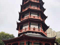 -绳金塔