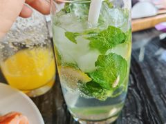 -东方红海鲜百汇(国际大厦店)