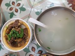 招牌牛腩煲-阿灶卤煮老店·姜母鸭(五店市总店)