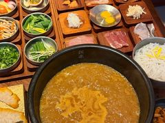 -银米·云南传统过桥米线(双廊黑金冠店)